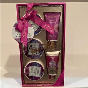 Nanette Lepore Body Butter & Hand Cream Gift Set - NEW! lux beauty sets skincare